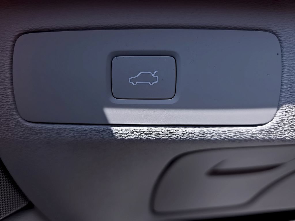 New 2026 Volvo XC90 B6 Ultra AWD/4WD image 37