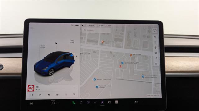 Used 2022 Tesla Model Y Long Range image 28