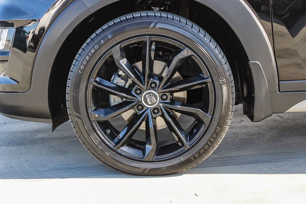 Used 2021 Hyundai Tucson Ultimate w/ Cargo Package FWD image 11