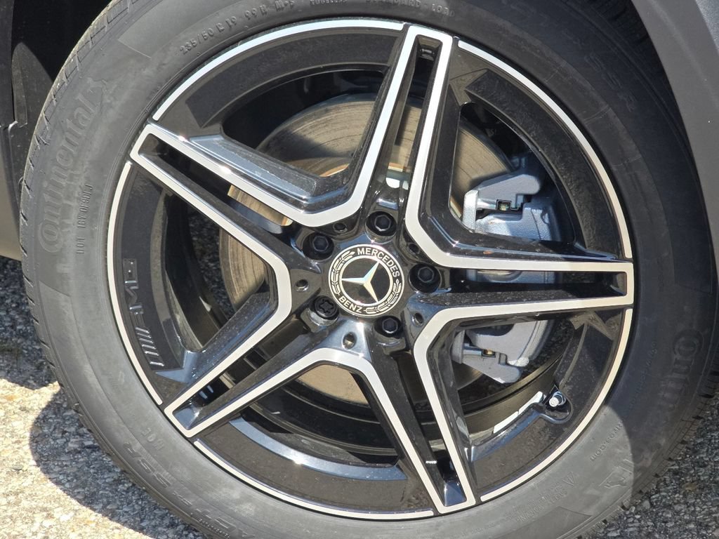 New 2026 Mercedes-Benz GLB 250 4MATIC image 9