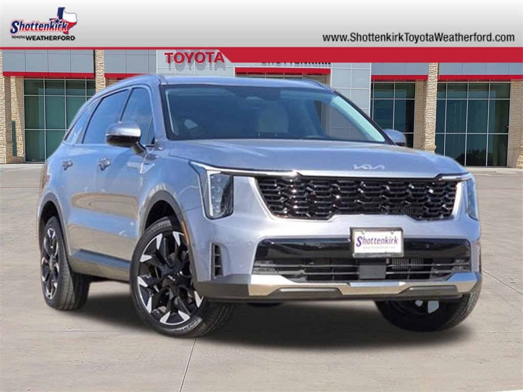 Used 2025 Kia Sorento EX