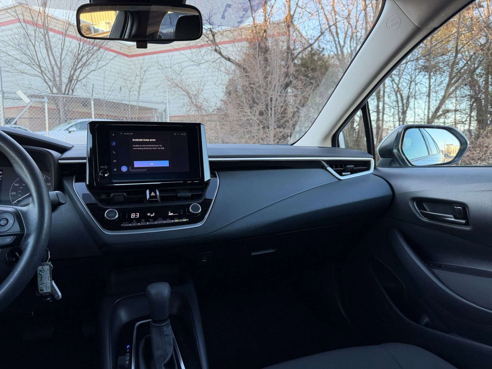 Used 2025 Toyota Corolla LE image 33