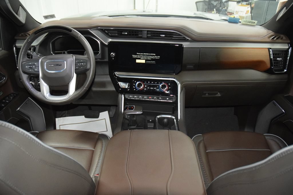 Used 2024 GMC Sierra 1500 Denali AWD/4WD image 33