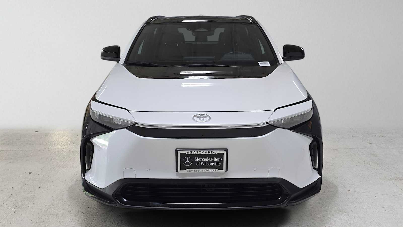 Used 2024 Toyota bZ4X AWD w/ Weather Package image 8