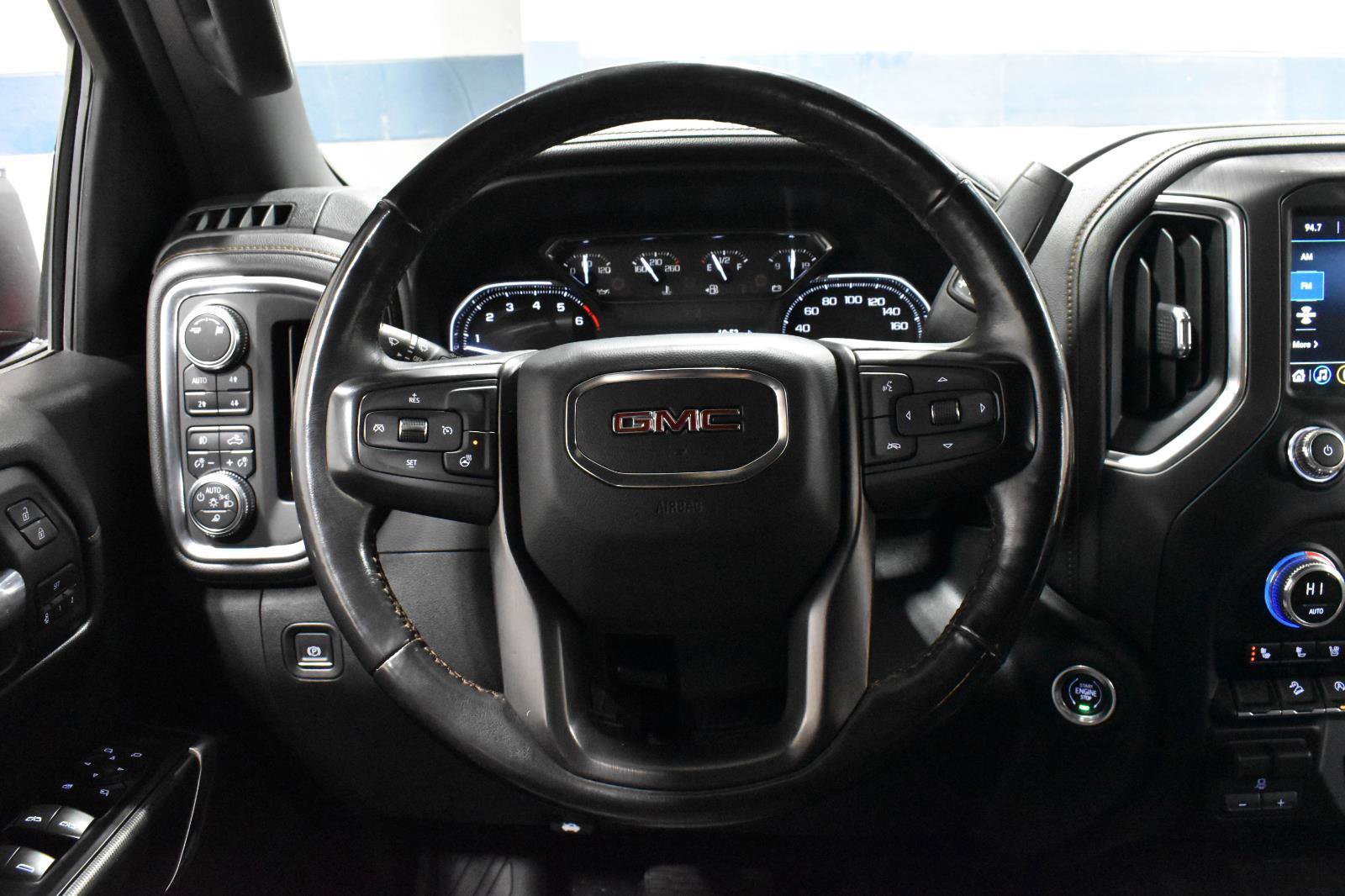 Used 2019 GMC Sierra 1500 AT4 image 7