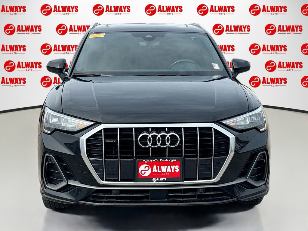 Used 2020 Audi Q3 2.0T Premium w/ Convenience Package image 2