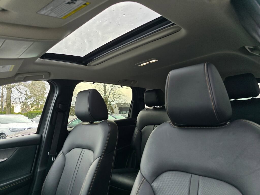 Certified 2024 MAZDA CX-90 Plug-In Hybrid w/ Preferred image 23