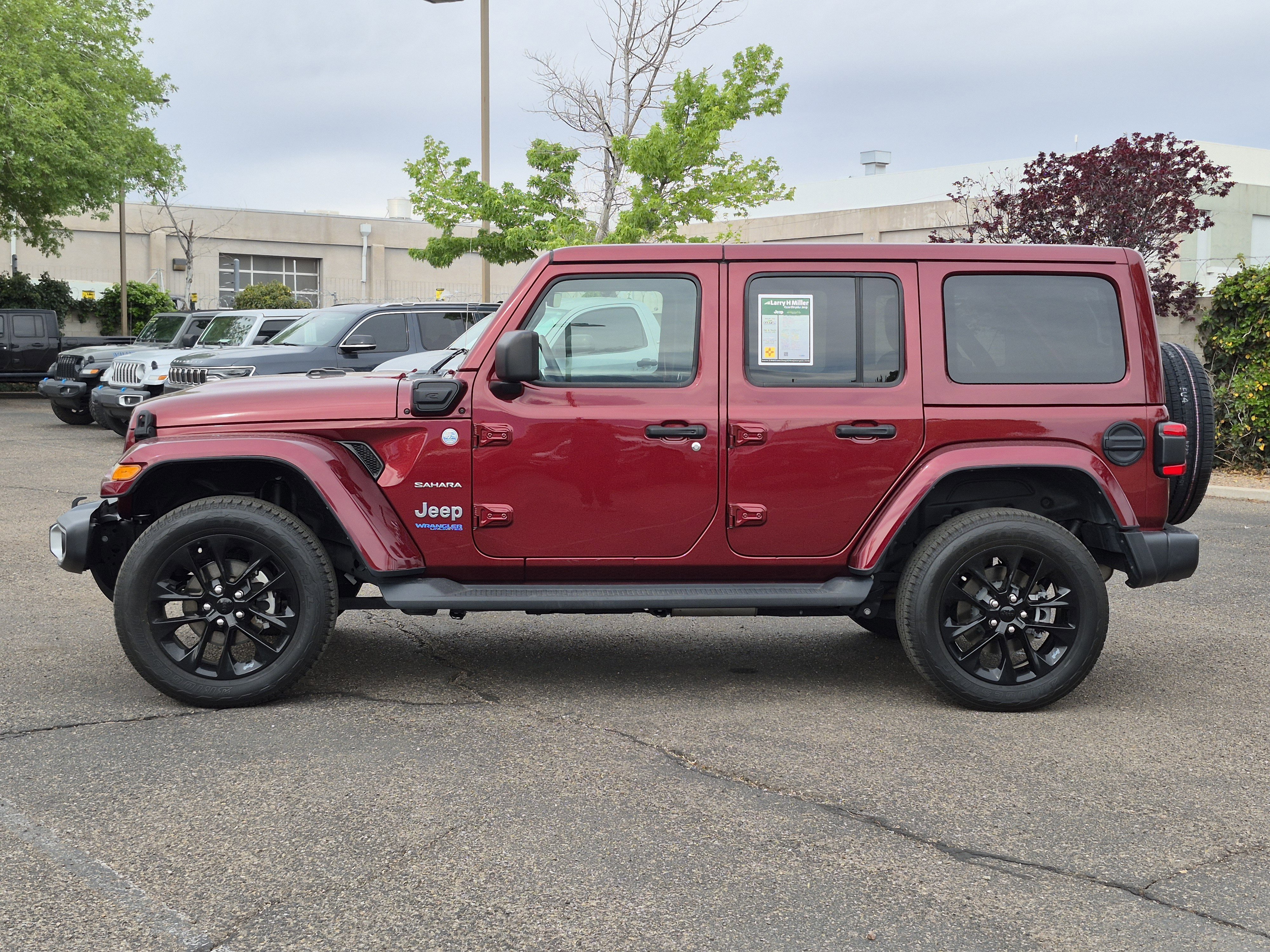 Used 2021 Jeep Wrangler Sahara w/ Cold Weather Group image 4