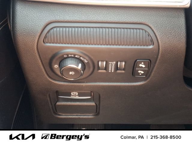 Used 2024 Jeep Wagoneer L Series II w/ Flexible Seating Group AWD/4WD image 27