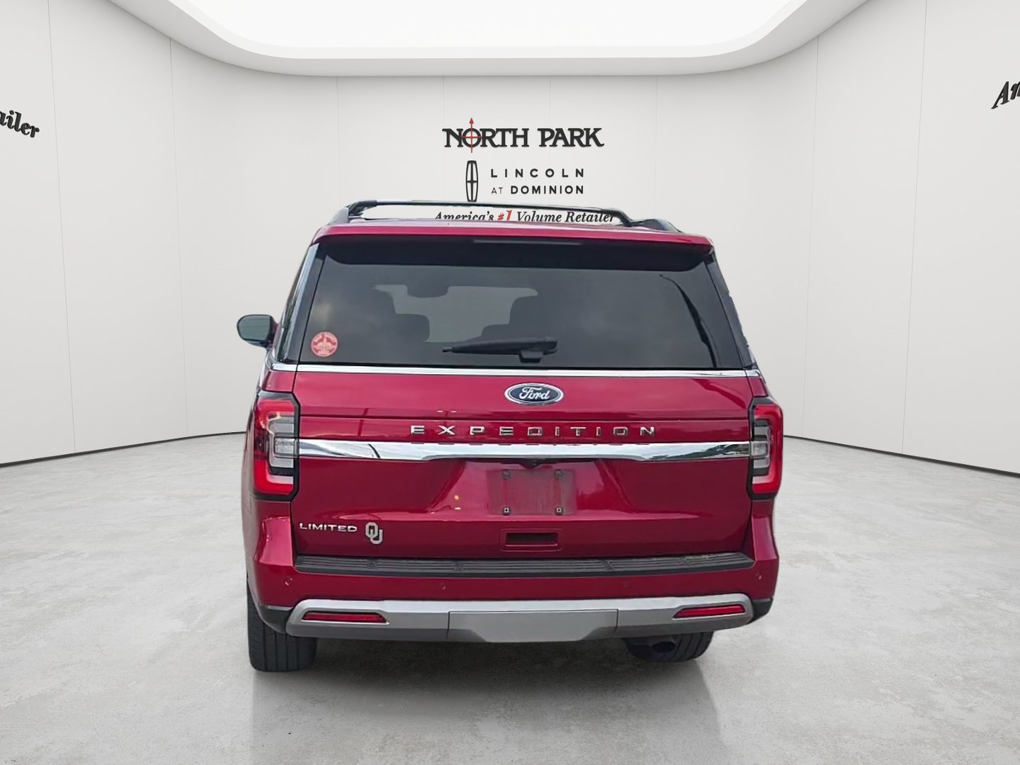Used 2022 Ford Expedition Limited AWD/4WD image 4