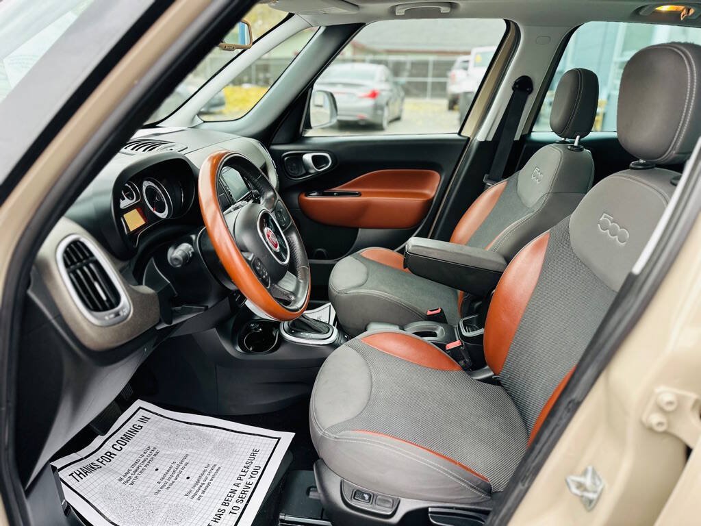Used 2014 FIAT 500L Trekking w/ Popular Equipment Group FWD image 17