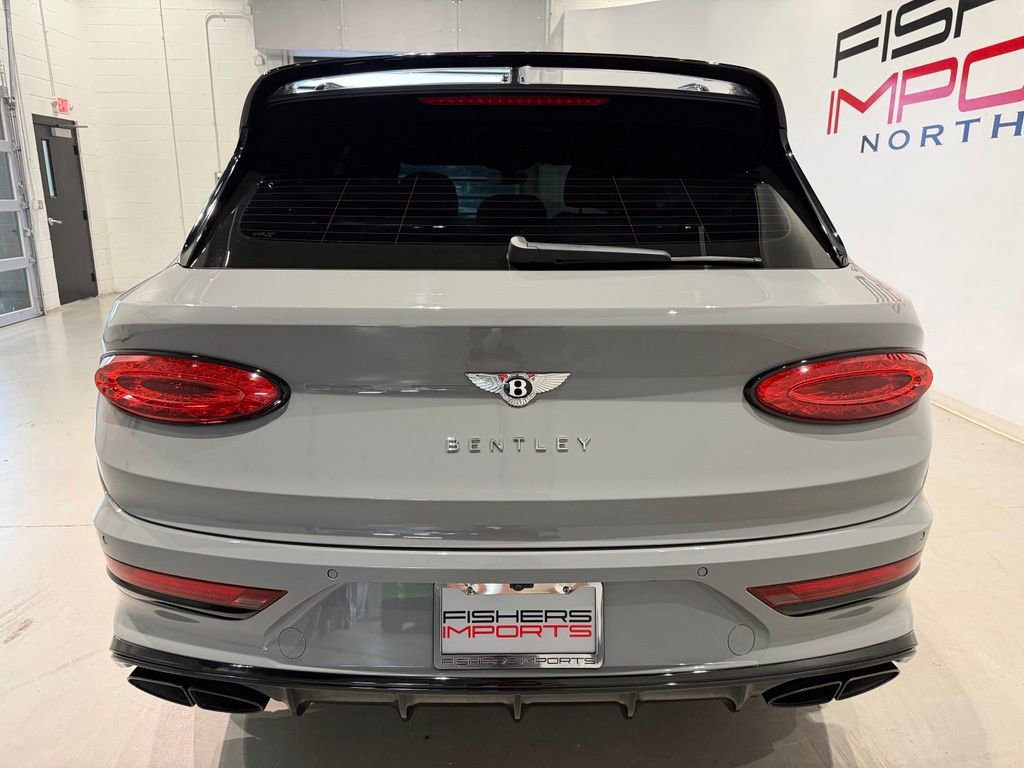 Used 2022 Bentley Bentayga AWD/4WD image 9