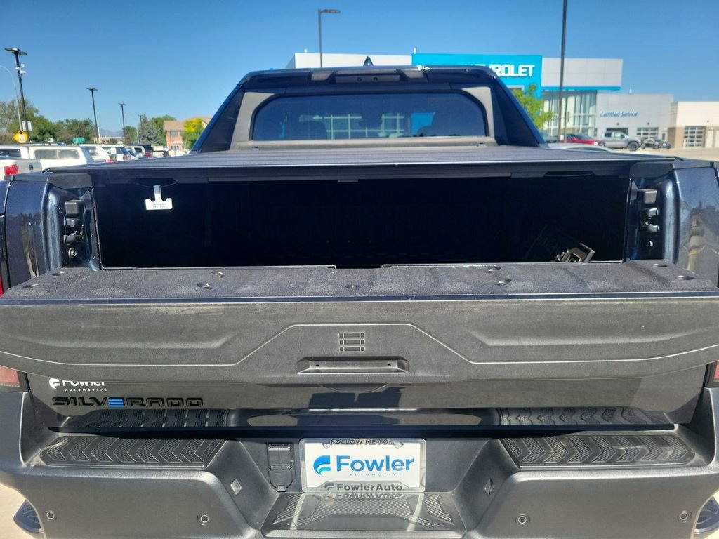 Used 2026 Chevrolet Silverado EV Trail Boss w/ LPO, Gameday Tailgate Package AWD/4WD image 32