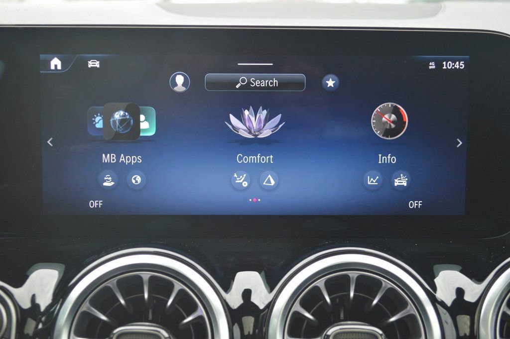 Certified 2025 Mercedes-Benz GLA 250 GLA 250 image 22