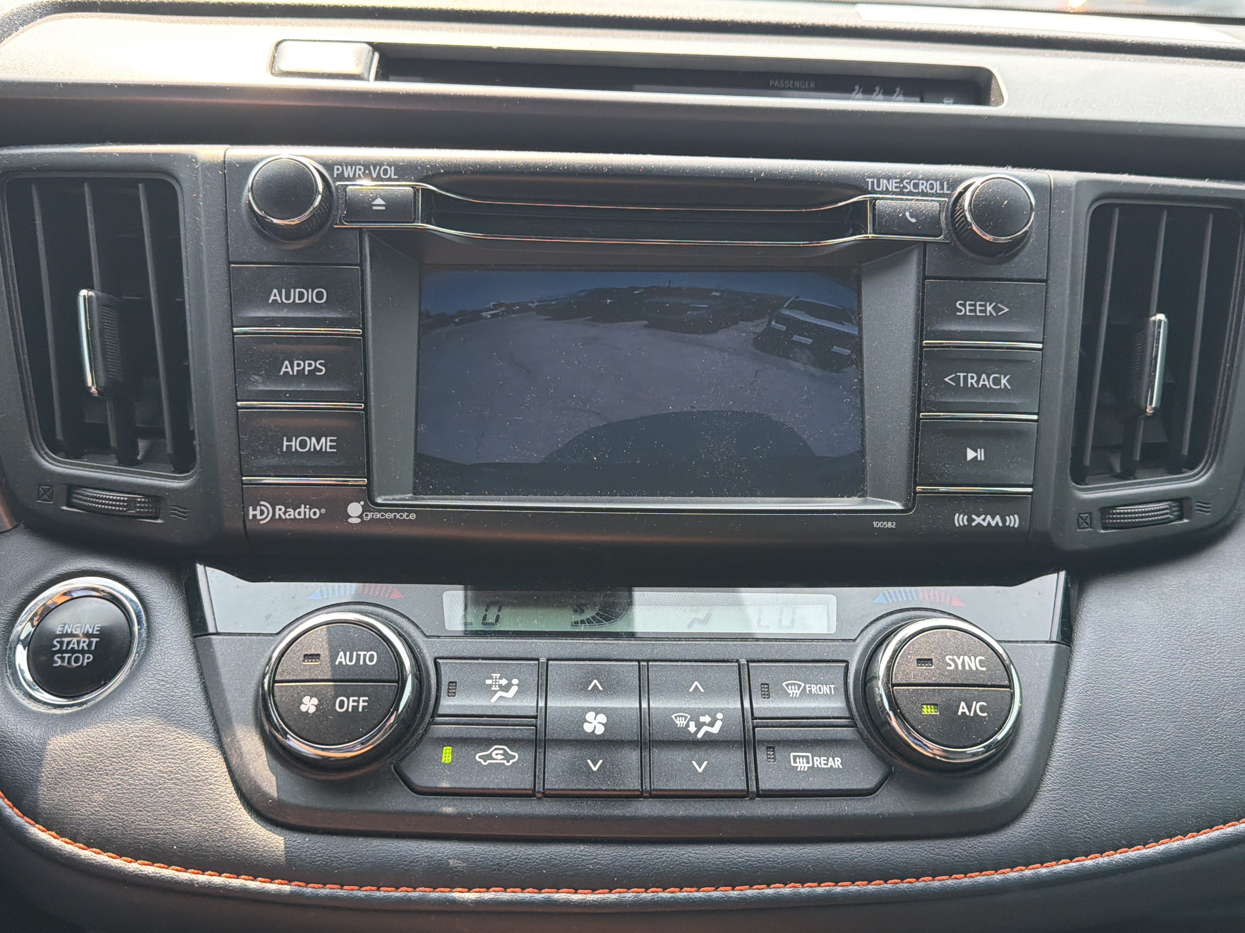 Used 2018 Toyota RAV4 SE w/ Power Extra Value Package FWD image 20