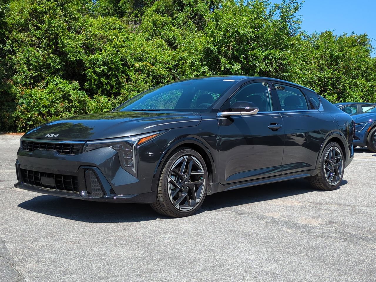 New 2025 Kia K4 GT-Line FWD image 2