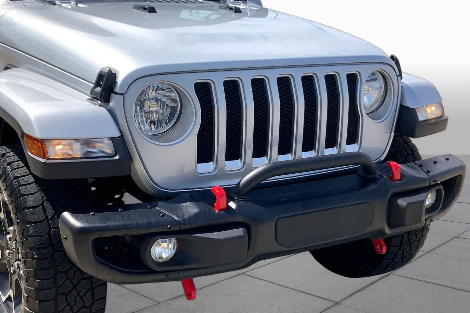 Used 2023 Jeep Wrangler Unlimited Sahara AWD/4WD image 29