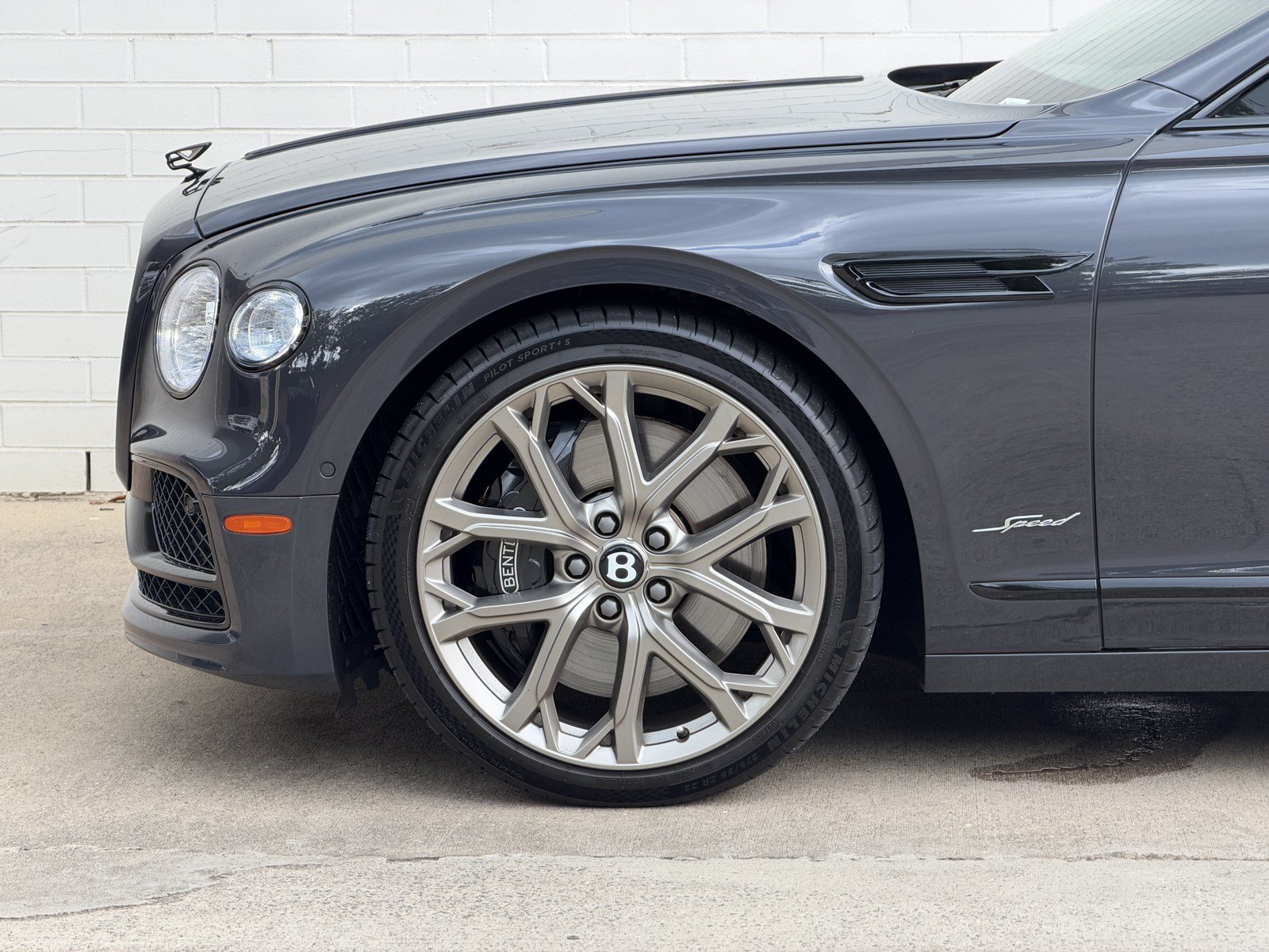 Certified 2023 Bentley Flying Spur W12 AWD/4WD image 13