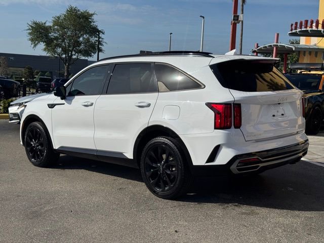 Certified 2023 Kia Sorento SX image 3