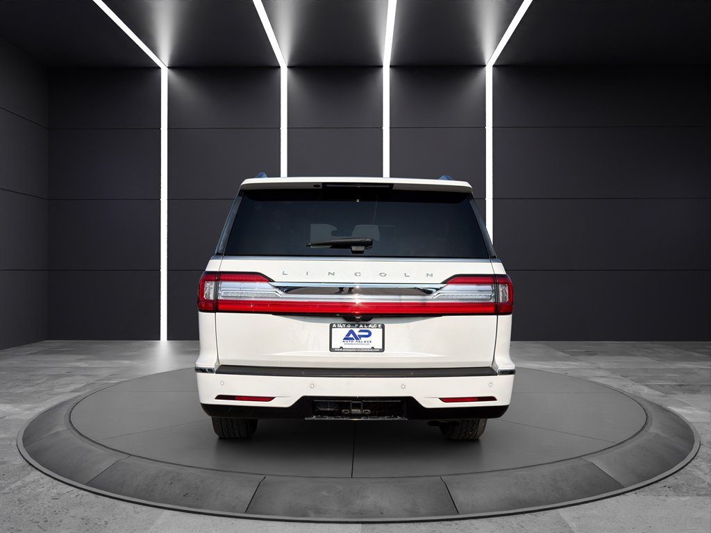 Used 2020 Lincoln Navigator L Reserve w/ Luxury Package AWD/4WD image 5