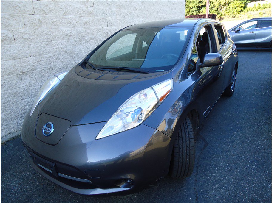 Used 2013 Nissan Leaf S w/ Charger Pkg