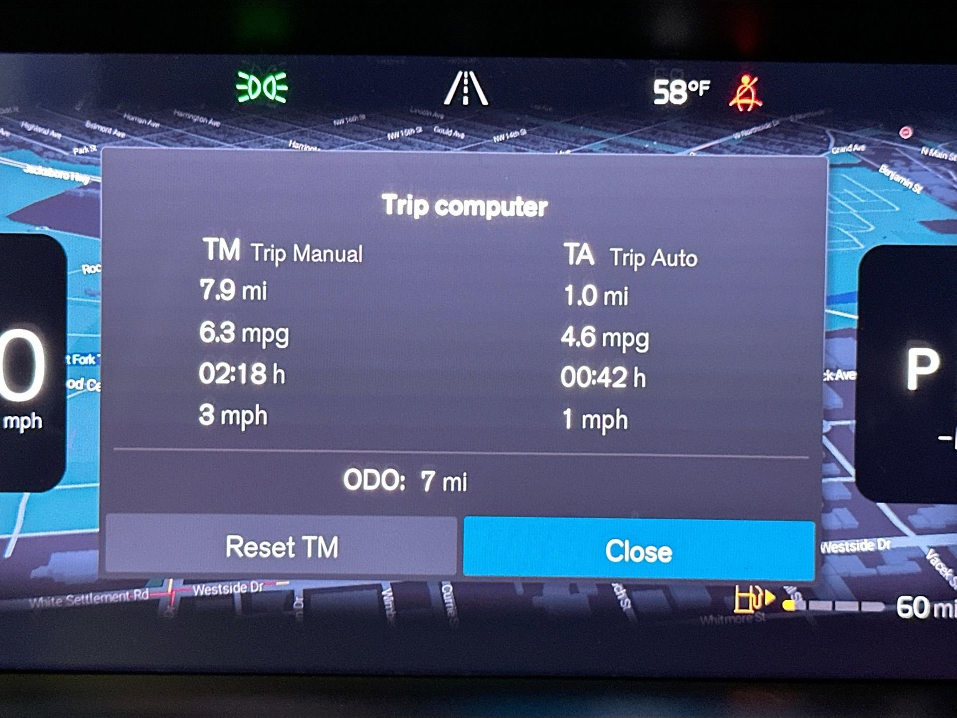 New 2026 Volvo XC40 B4 Plus w/ Climate Package image 12