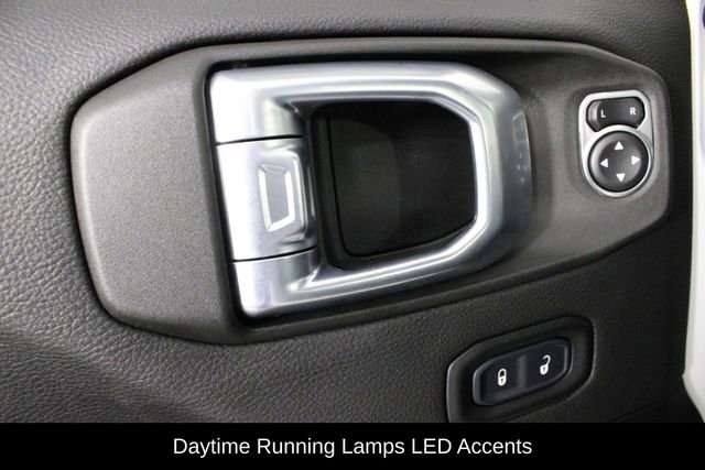 Used 2021 Jeep Wrangler Unlimited Sahara image 18