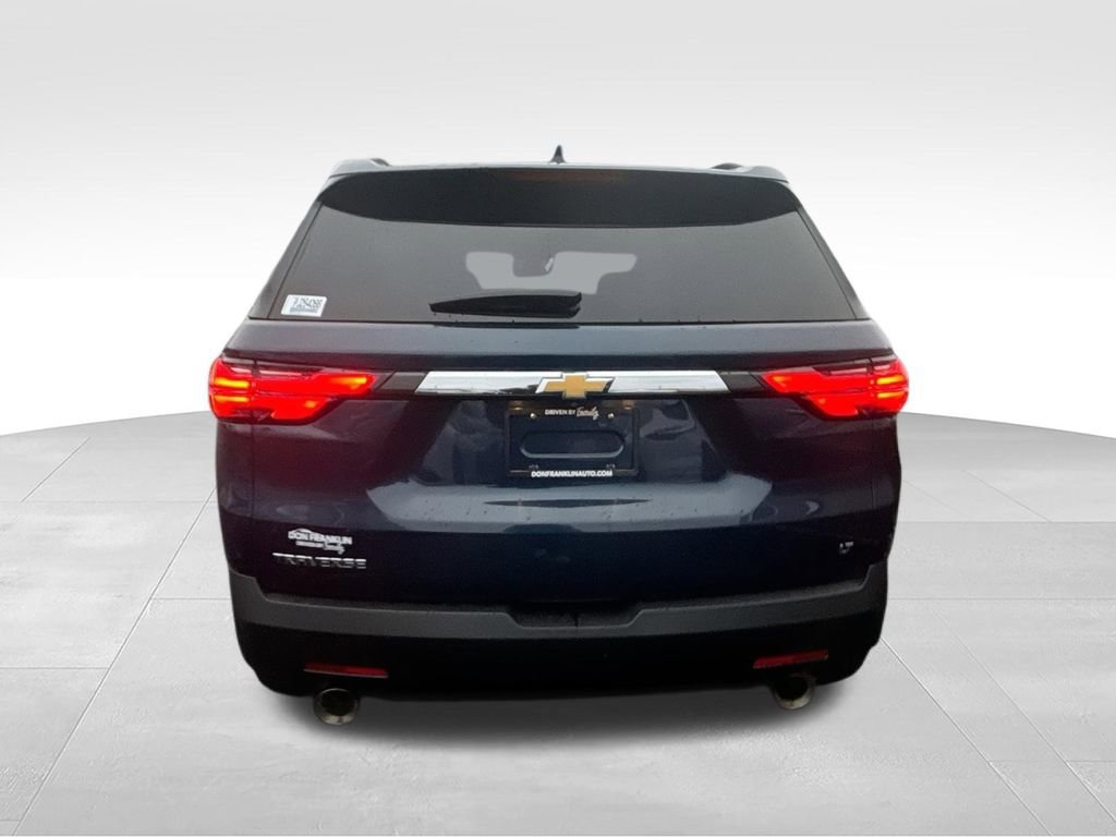 Used 2023 Chevrolet Traverse LT FWD image 7