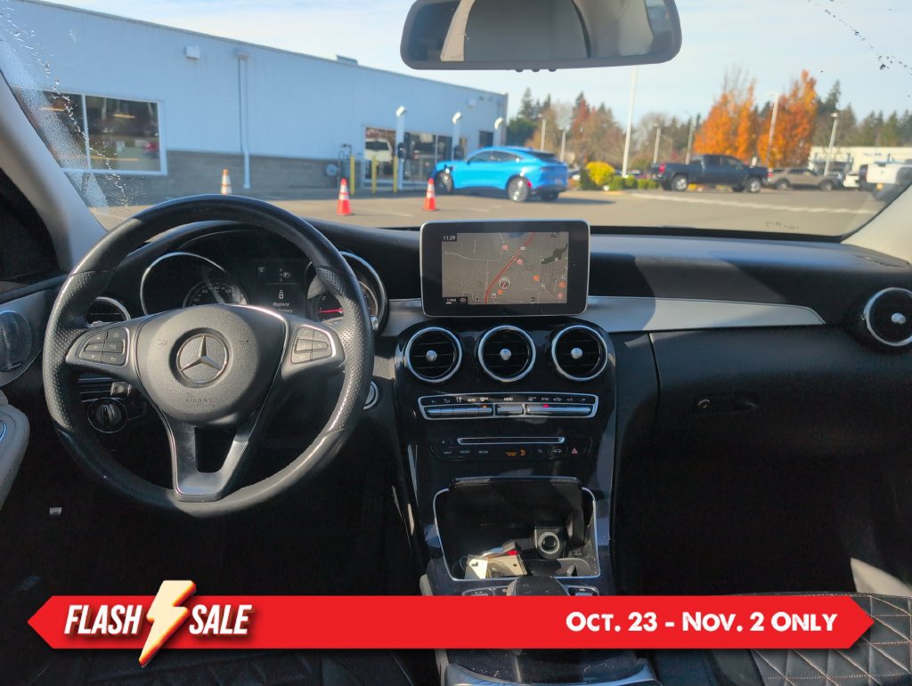 Used 2015 Mercedes-Benz C 300 4MATIC Sedan image 5