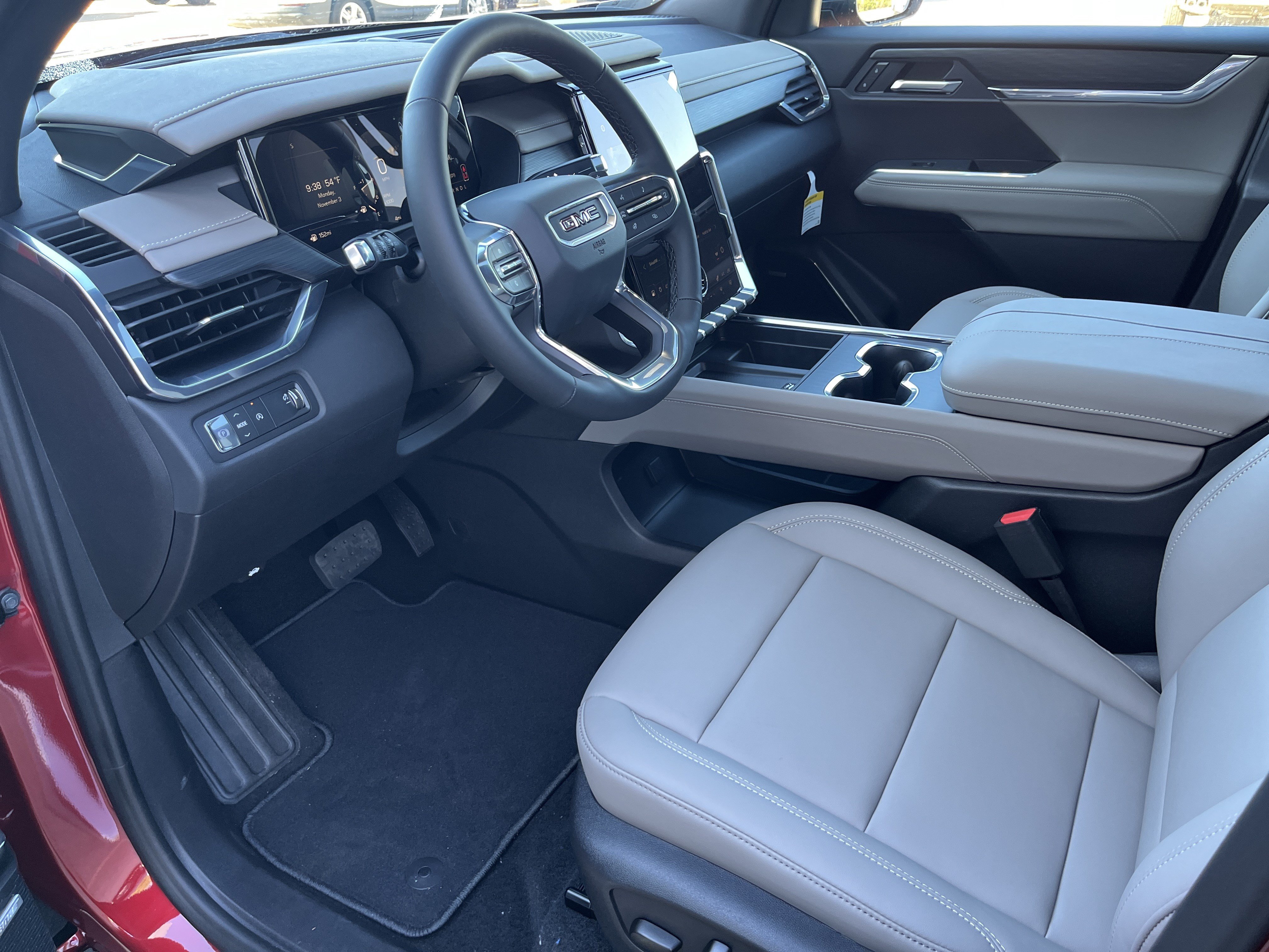 New 2026 GMC Acadia Elevation w/ Elevation Premium Package FWD image 8