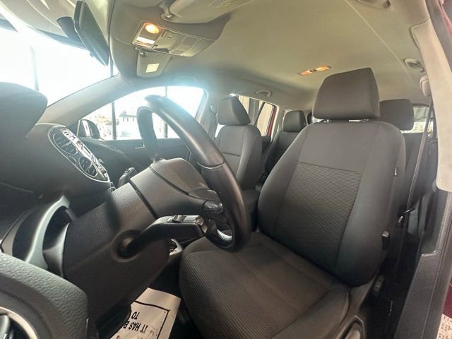 Used 2014 Volkswagen Tiguan S image 13