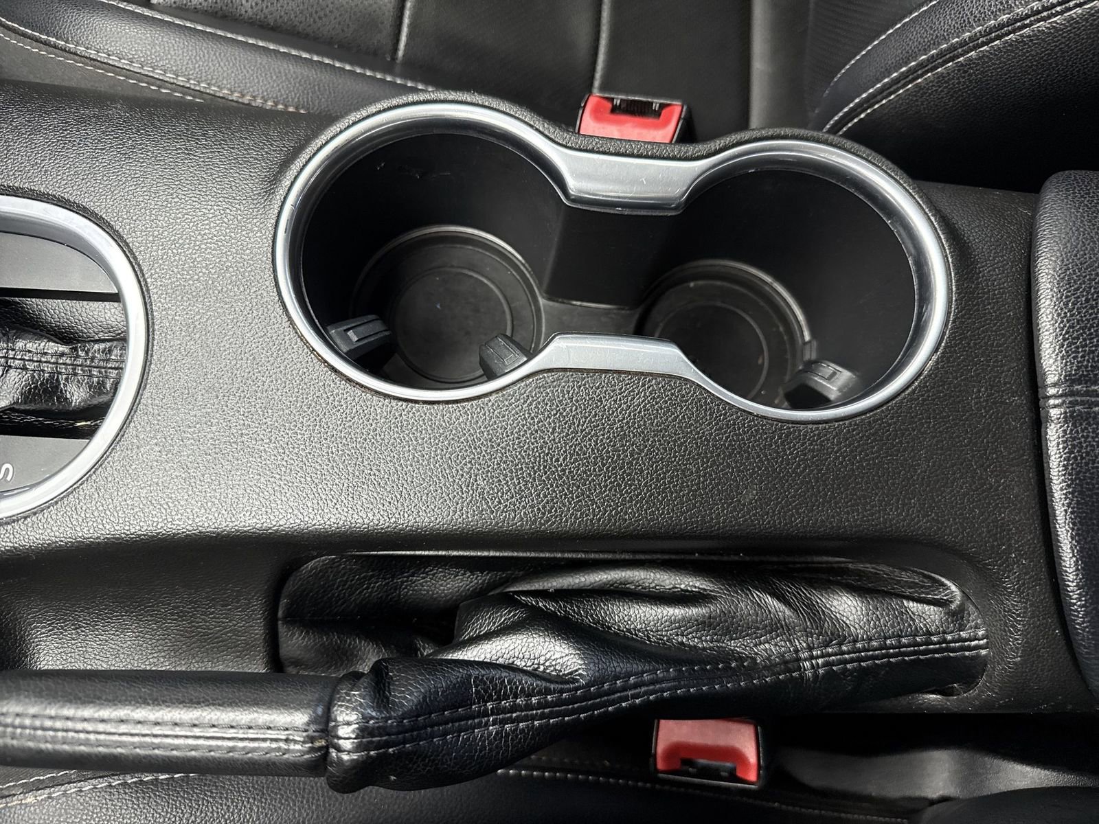 Used 2022 Ford Mustang Premium RWD image 24