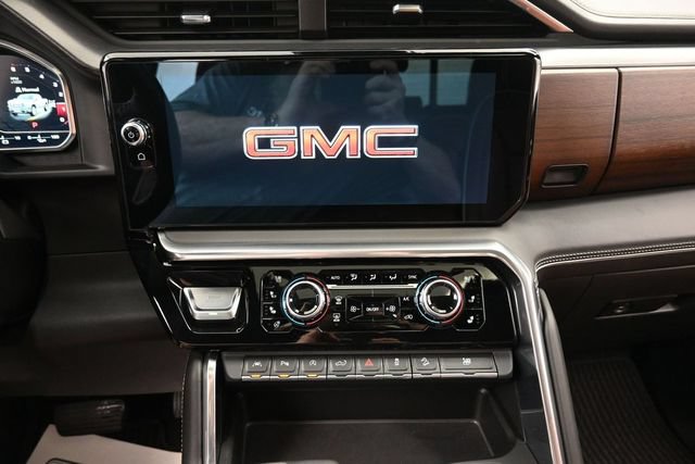 Used 2023 GMC Sierra 1500 Denali Ultimate AWD/4WD image 10