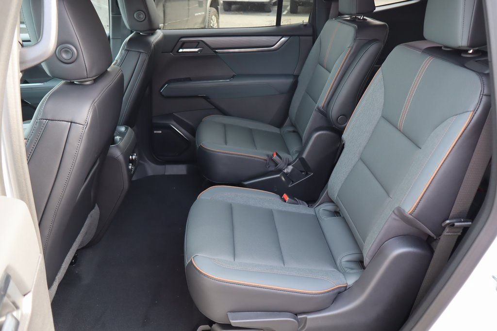 New 2026 GMC Acadia AT4 w/ Luxury Package AWD/4WD image 20