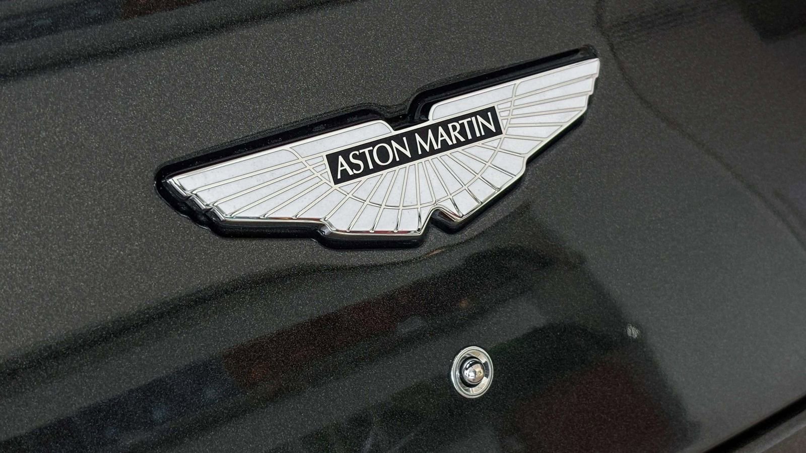 Used 2016 Aston Martin Vanquish Volante image 41