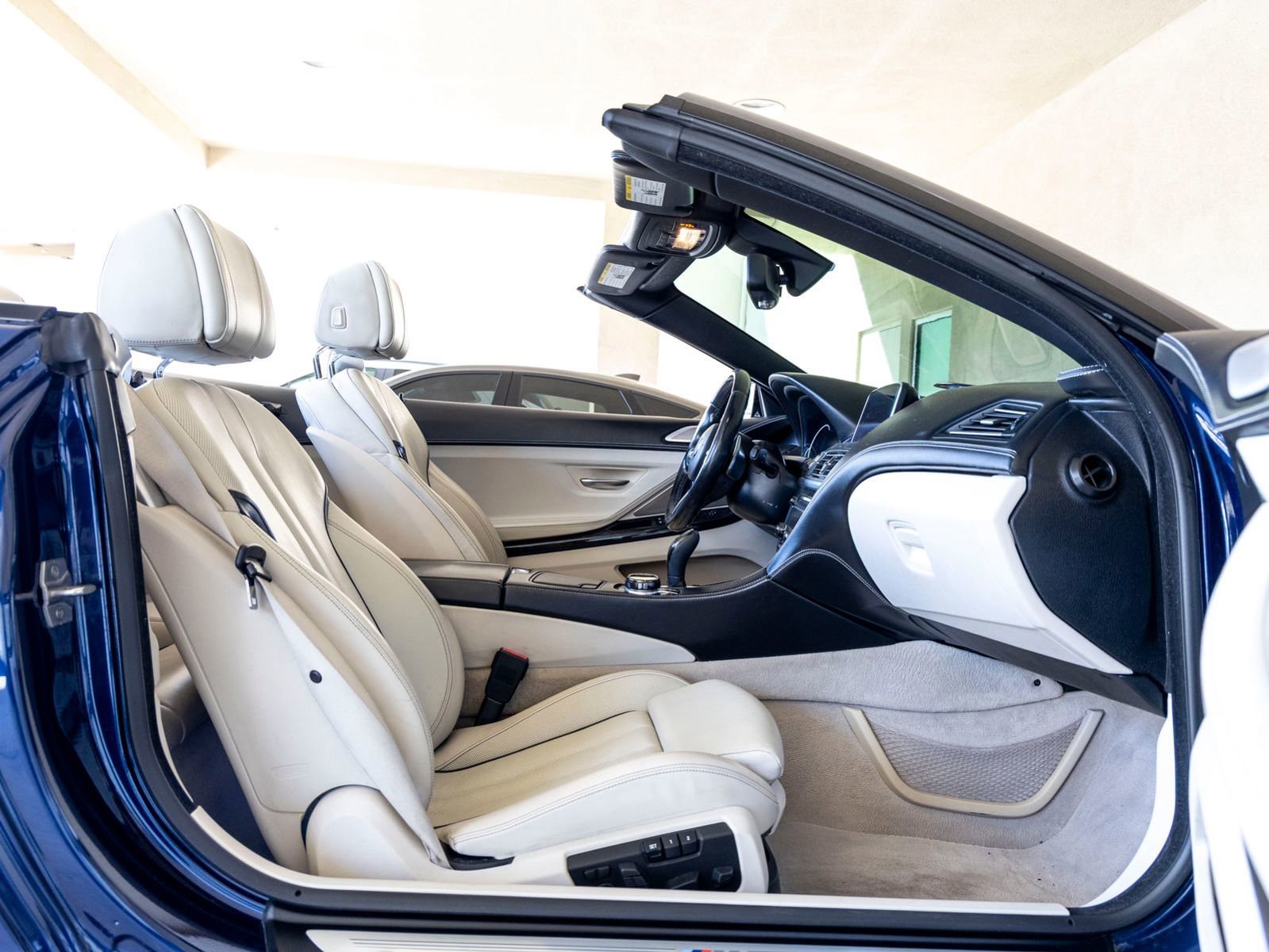Used 2017 BMW 650i Convertible image 22