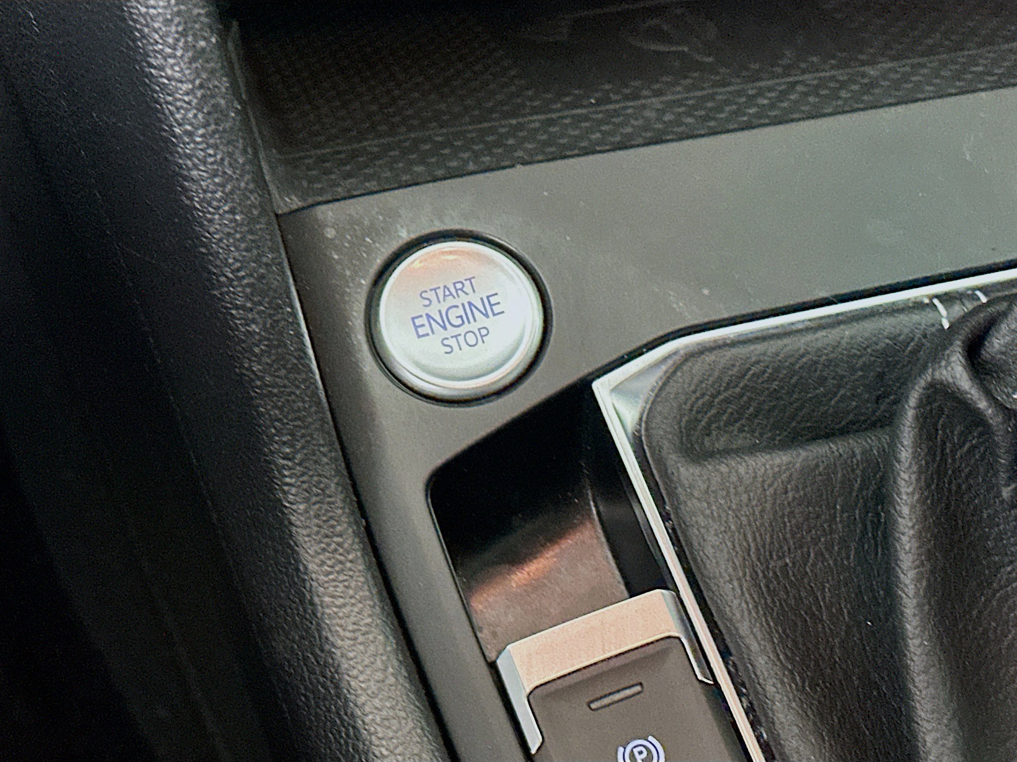 Used 2022 Volkswagen Taos SE w/ IQ.Drive SE Package image 17