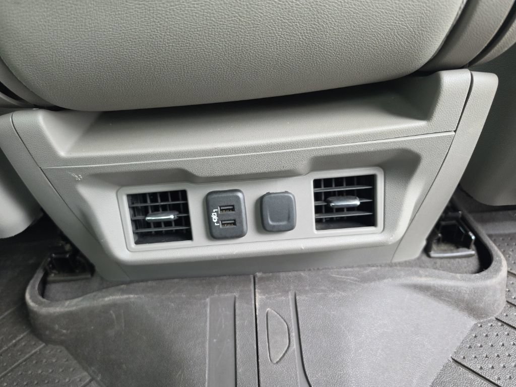 Certified 2020 Chevrolet Silverado 2500 LTZ w/ Snow Plow Prep/Camper Package AWD/4WD image 28