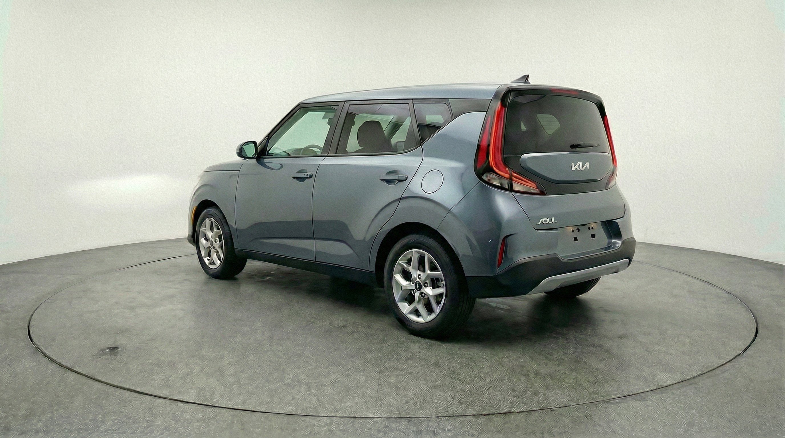 Used 2025 Kia Soul LX w/ LX Technology Package image 6