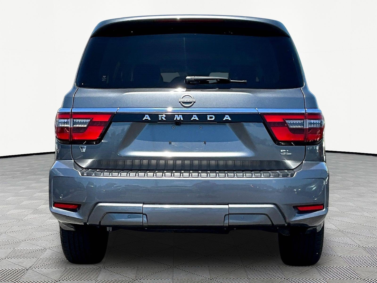 Used 2022 Nissan Armada SL w/ Captain's Chairs Package AWD/4WD image 5