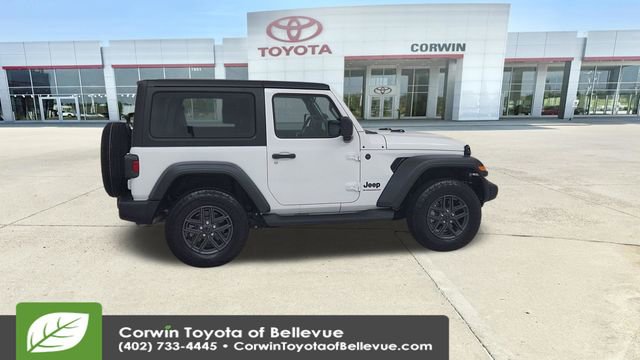 Used 2025 Jeep Wrangler Sport image 15