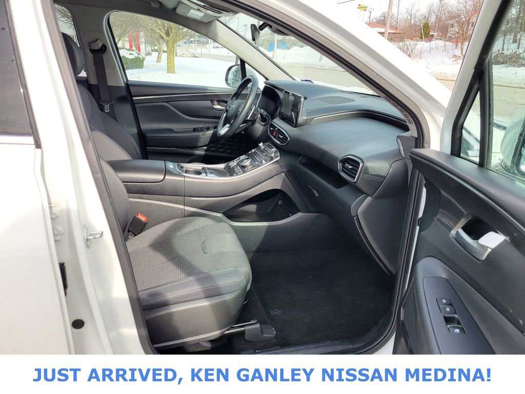 Used 2023 Hyundai Santa Fe SEL image 20