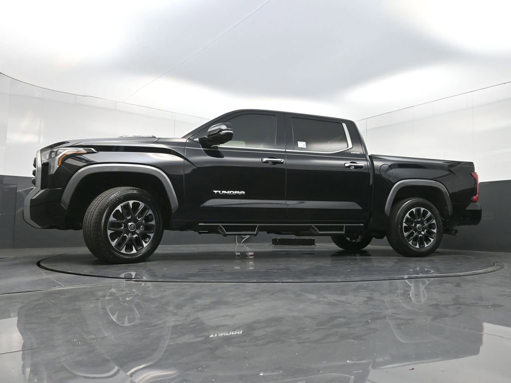 Used 2023 Toyota Tundra Limited AWD/4WD image 31
