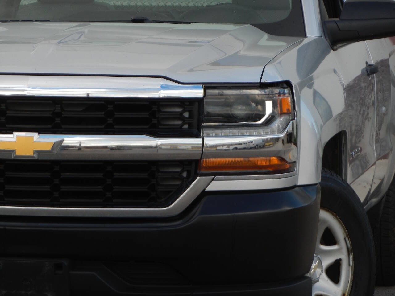 Used 2016 Chevrolet Silverado 1500 W/T w/ Trailering Package RWD image 4