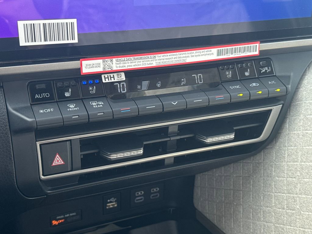 New 2026 Toyota Camry XLE AWD/4WD image 28