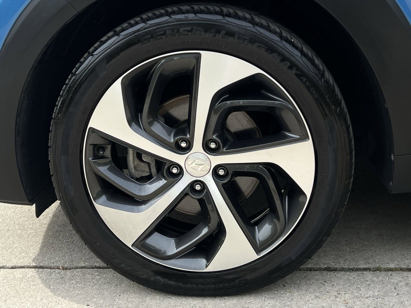 Used 2018 Hyundai Tucson Limited w/ Cargo Package FWD image 23