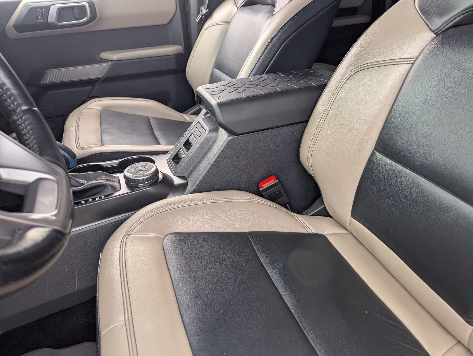 Certified 2022 Ford Bronco Wildtrak image 19