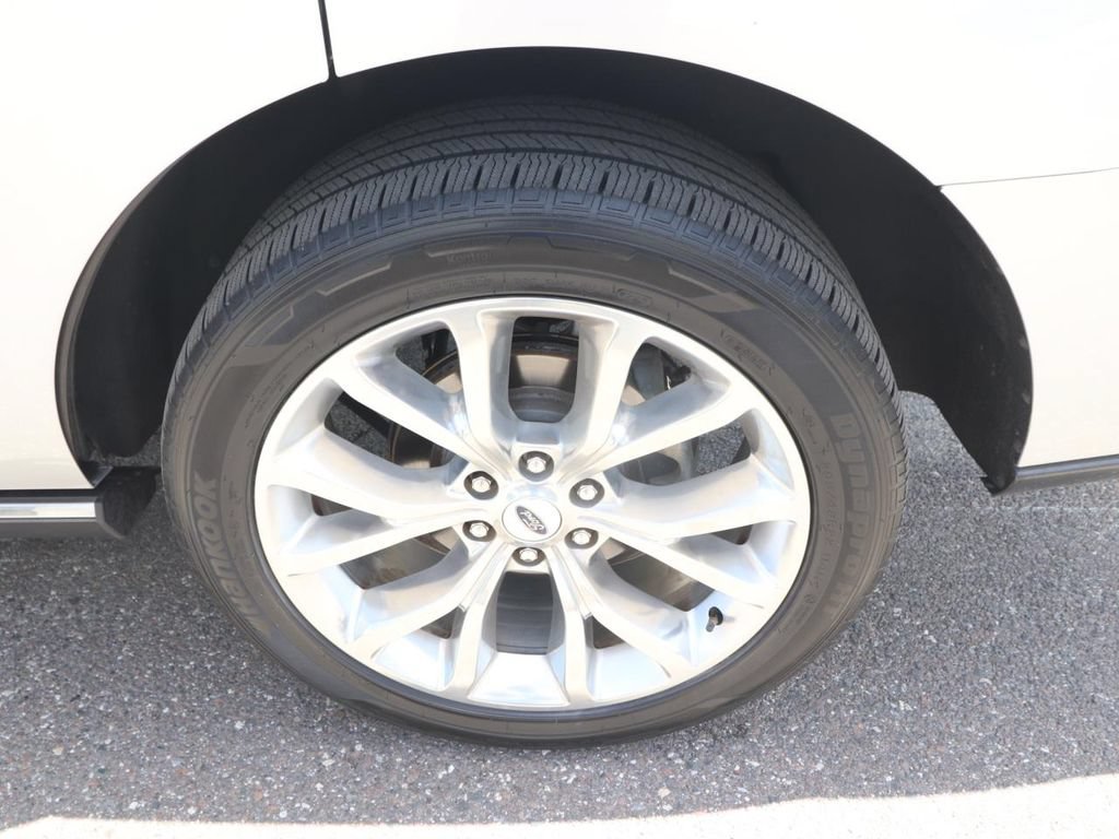 Certified 2019 Ford Expedition Limited w/ Equipment Group 302A RWD image 27