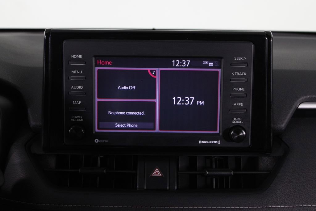 Used 2020 Toyota RAV4 LE image 7