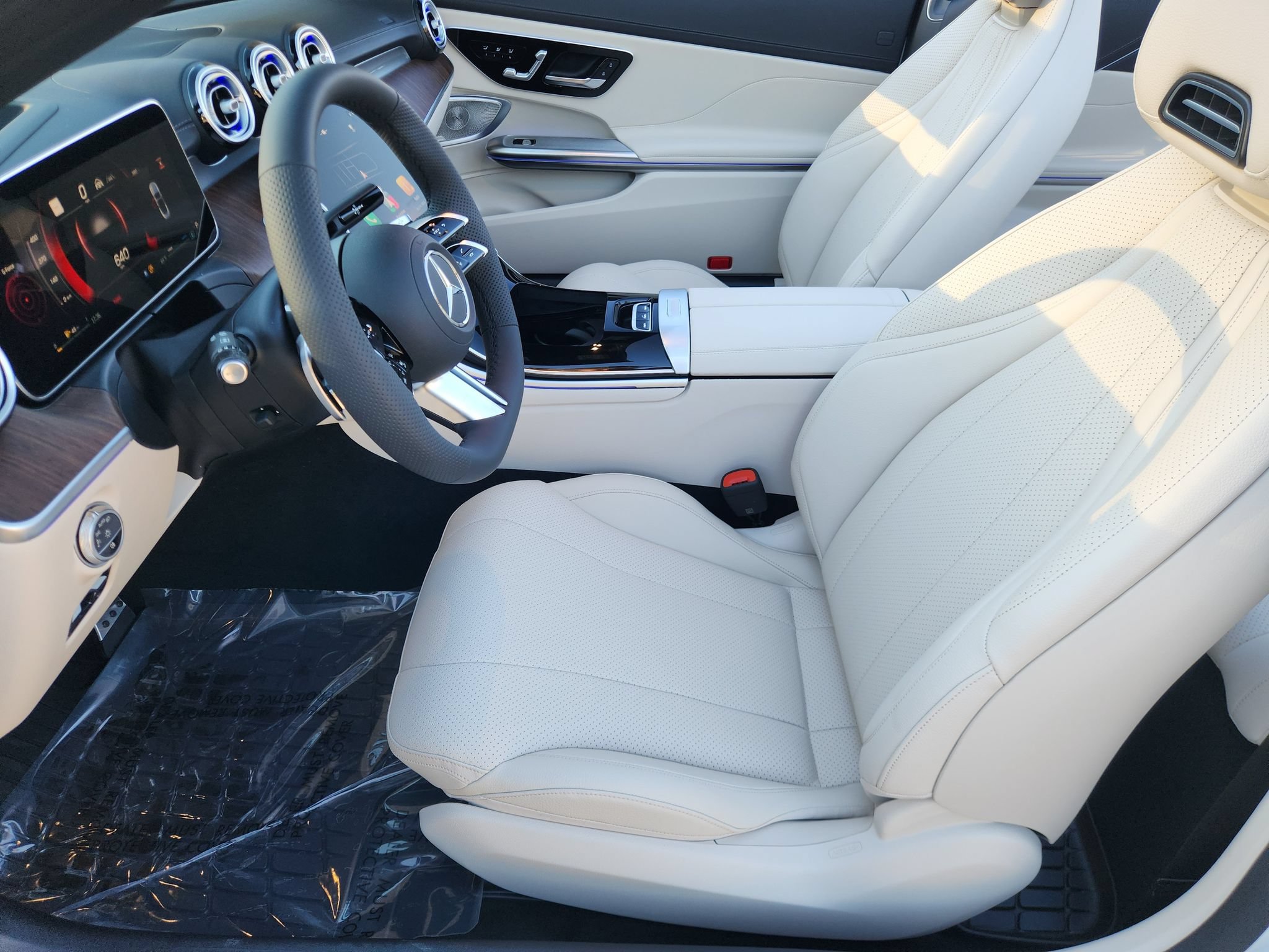 New 2027 Mercedes-Benz CLE 450 4MATIC Cabriolet image 9